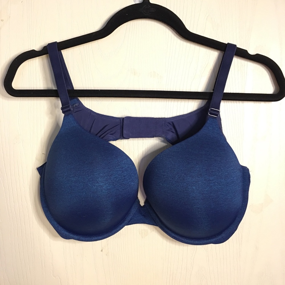 2/$25 Victoria’s Secret Perfect Shape T-shirt Bra